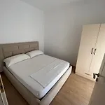 Al Mare Vlorë