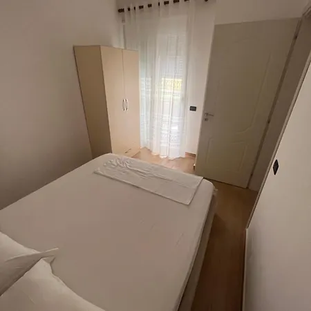 Al Mare Apartment