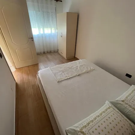 Al Mare Apartment